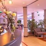 Flag Hotel